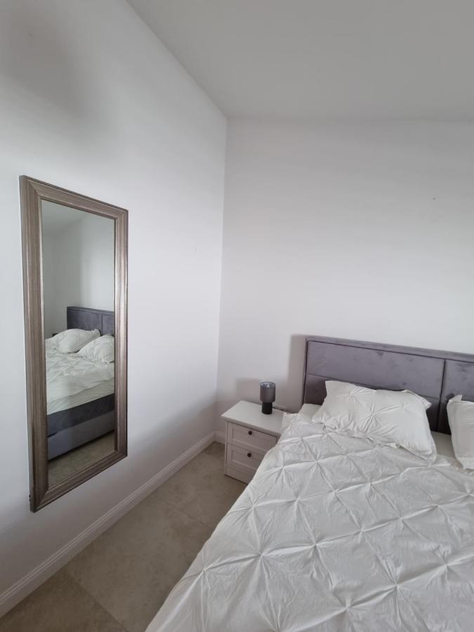 Apartments Bagic Vir Exterior foto
